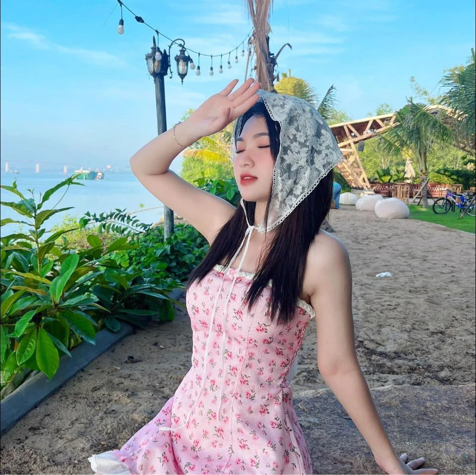 Nguyễn thoại cẩm tú 8